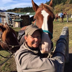 Meet your Posher, Sandy